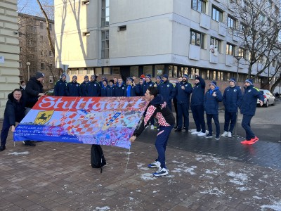 Image 7 - TOUS HAND BLEU en force en Hongrie en Janvier 2022