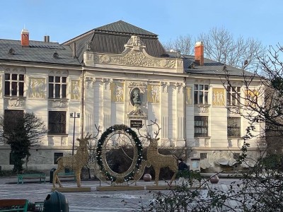Image 4 - TOUS HAND BLEU EN POLOGNE ET SUEDE JANVIER 2023